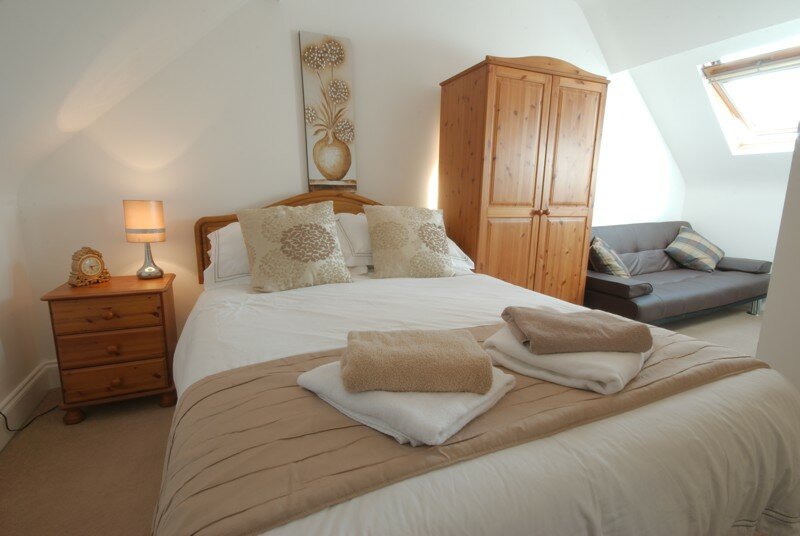 En-suite double bedroom B&B Whitland