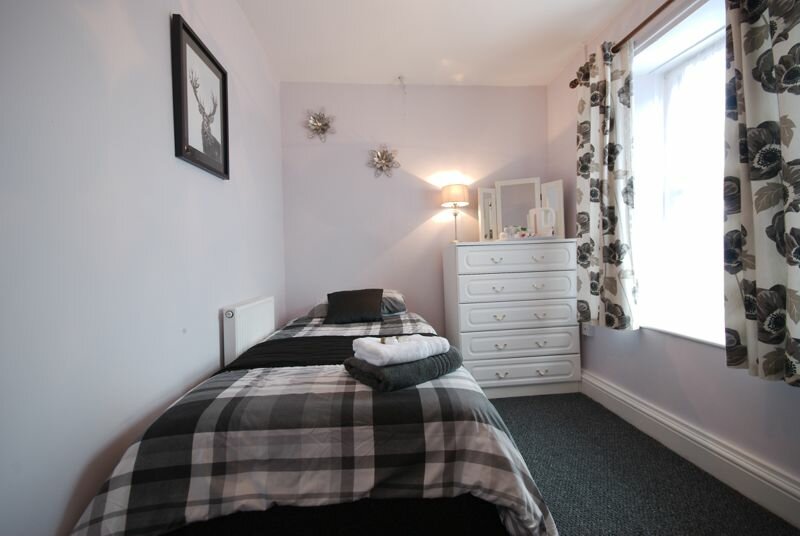 Single bed and breakfast accommodation in Whitland